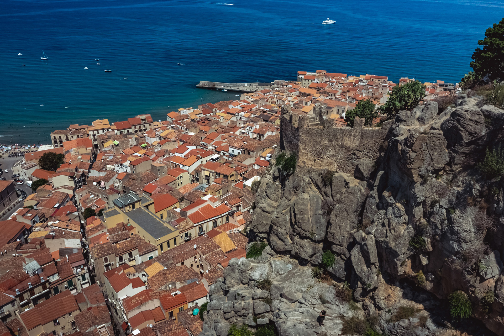 rocca-cefalu-2